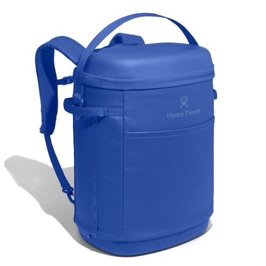 carryouttm-backpack-22-l-x6 18pco382_carryout_backpack_22l_capri_blue_angled_1.jpg