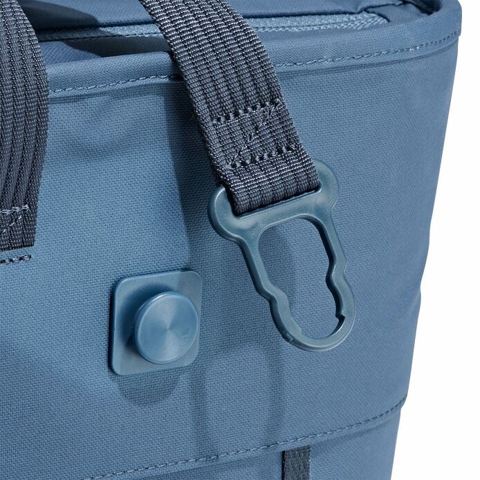 carryouttm-soft-cooler-tote-20-l-n7 250815_hydro_cooler_details_14841_2.jpg