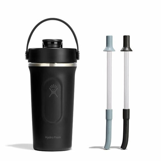 shaker-bottle-and-straw-bundle-x9 group_187_1__1.jpg