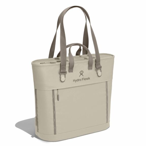 carryouttm-soft-cooler-tote-20-l-n7 midiit114-carryout-tote-20l-oat-angled.jpg