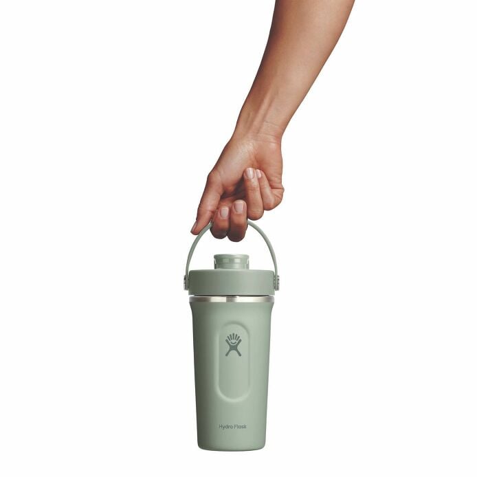 gym-bundle-r1 mxcc24374_24ozinsulatedshakerbottle_agave_hb_1.jpg