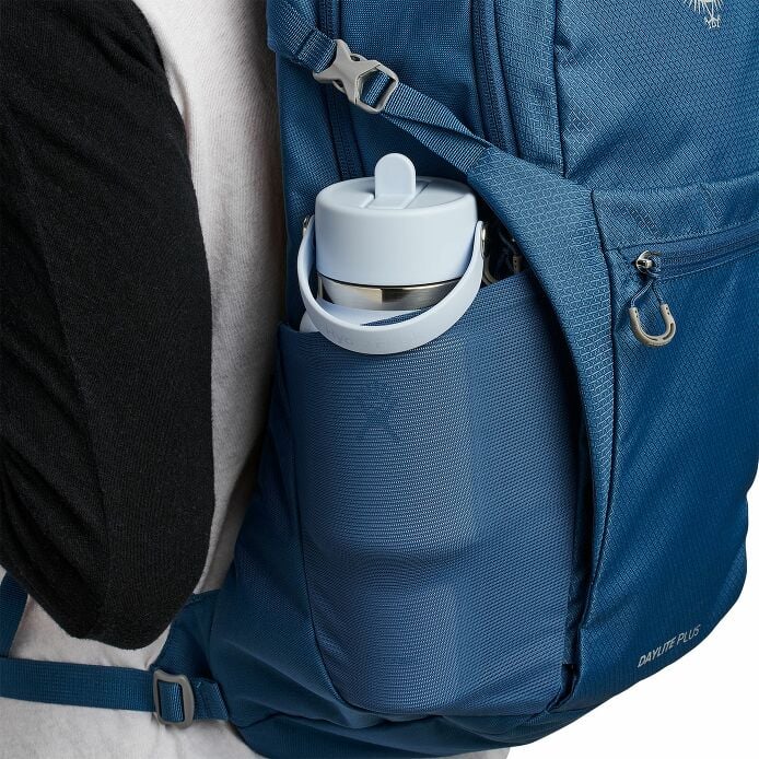 24-oz-travel-bottle-with-flex-straw-cap-v5 travelbottle-hb-backpack_1_8_1.jpg